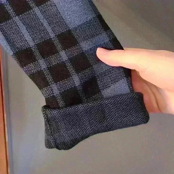 Blue Plaid Printed Cardigan - Picture 5 of 7